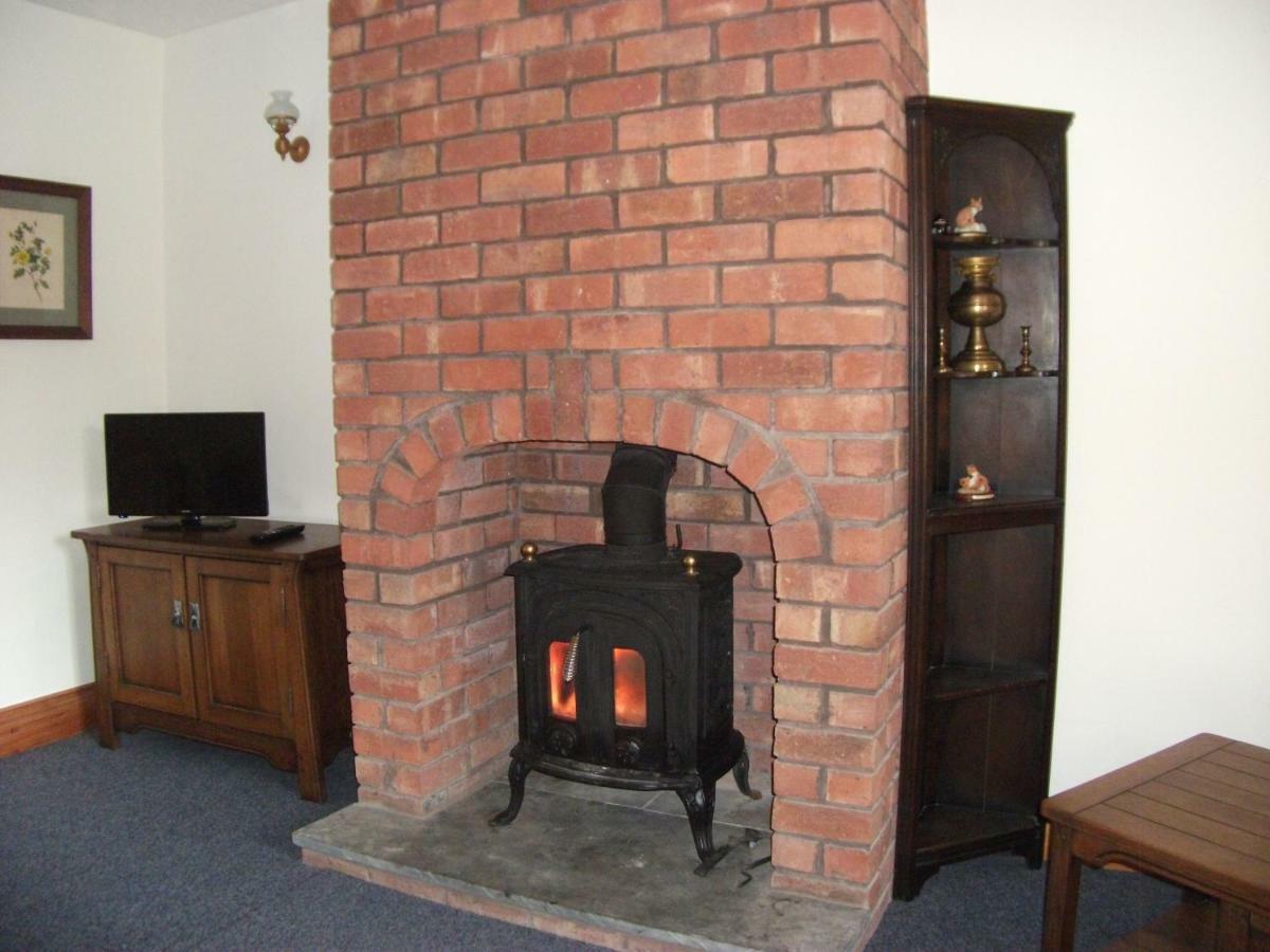 Bryn Cottage Llandderfel Exterior photo
